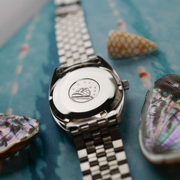 omega cafe noir les montre horloger marseille omega-constellation-vintage-automatique-1967-ST-168-017