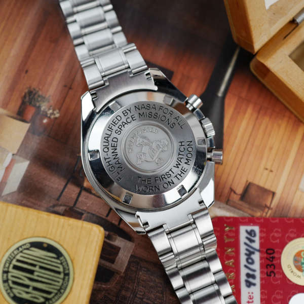 omega cafe noir les montre horloger marseille omega-speedmaster-3570-tritium-vintage-1997-full-set