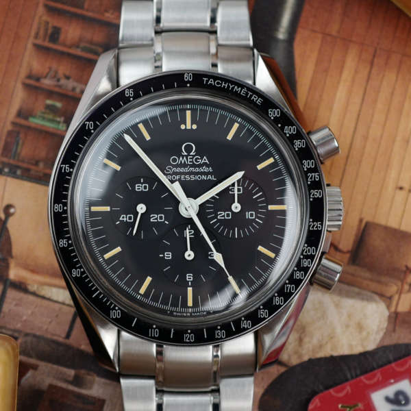omega cafe noir les montre horloger marseille omega-speedmaster-3570-tritium-vintage-1997-full-set