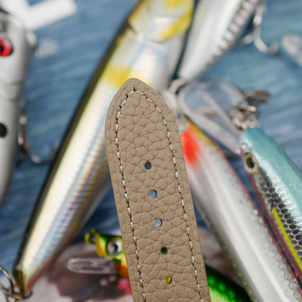 cafe noir les montre horloger marseille plongeuse-francaise-bakelite-france-ebauche-vintage-1970