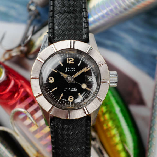cafe noir les montre horloger marseille plongeuse-mini-vintage-jeder-mann-super-squale-1970