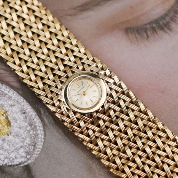 cafe-noir-les-montres-bueche-girod-bijou-manchette-jaune-vintage-1960