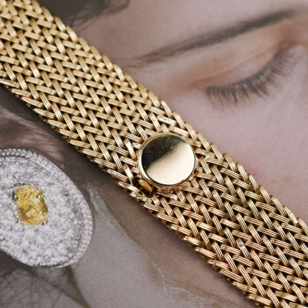 cafe-noir-les-montres-bueche-girod-bijou-manchette-jaune-vintage-1960