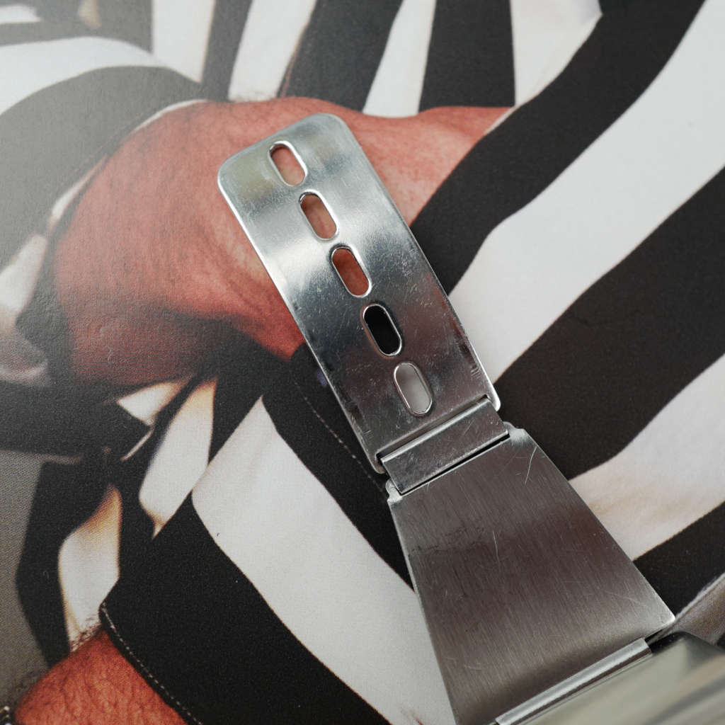 cafe-noir-les-montres-lip-baschmakoff-cartouche-automatique-1970