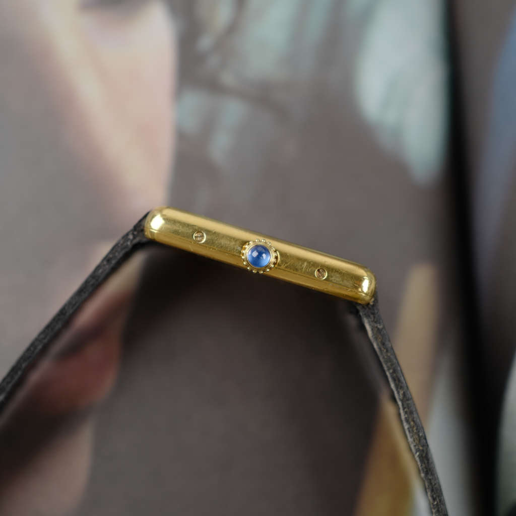 cafe-noir-les-montres-cartier-must-tank-grand-modele-noir-1990_11 cafe-noir-les-montres-cartier-must-tank-grand-modele-noir-1990