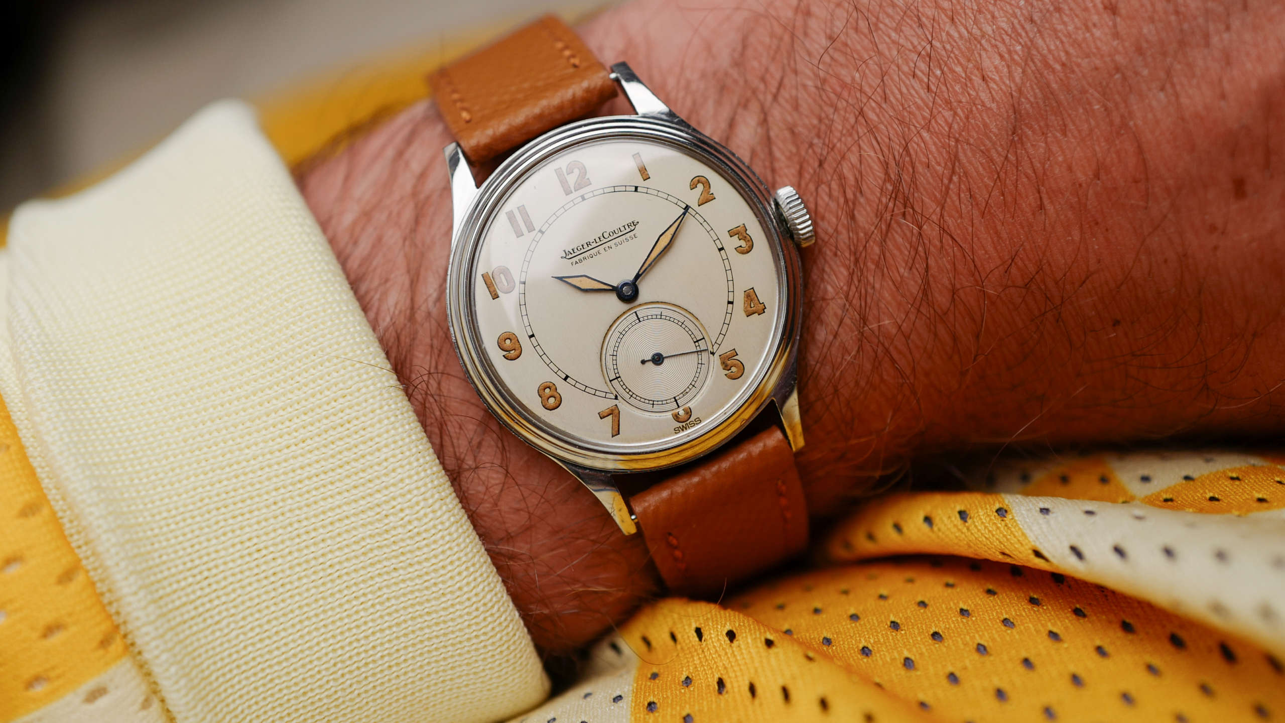 cafe noir les montres vintage horloger marseille jaeger-militaire-patine-radium-1950