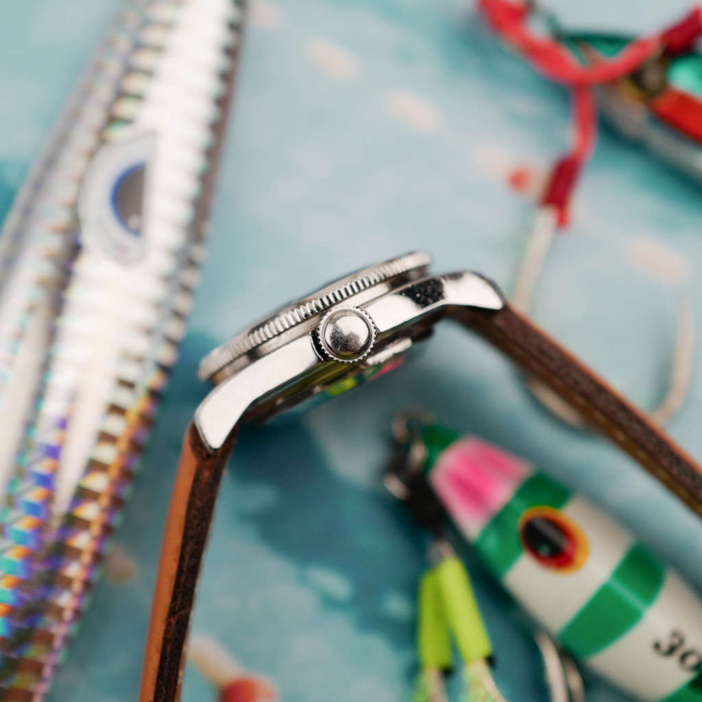 cafe noir les montres vintage horloger marseille mini montre de plongee pour femme bakelite tritium squale tina wamy 26mm vintage montre pour femme_1 cafe noir les montres vintage horloger marseille mini montre de plongee pour femme bakelite tritium squale tina wamy 26mm vintage montre pour femme