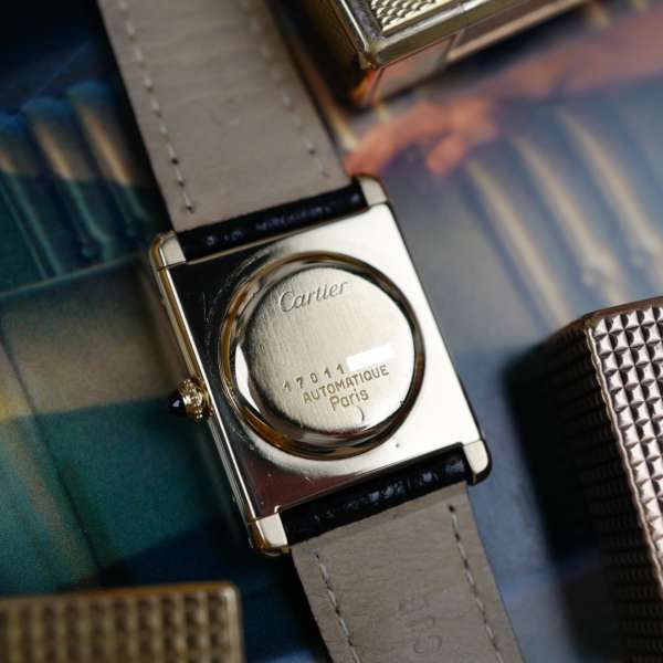 cafe-noir-marseille-montre-vintage-horloger-horlogerie-reparation-revision-cartier-tank-automatique-jumbo-or-massif-1970