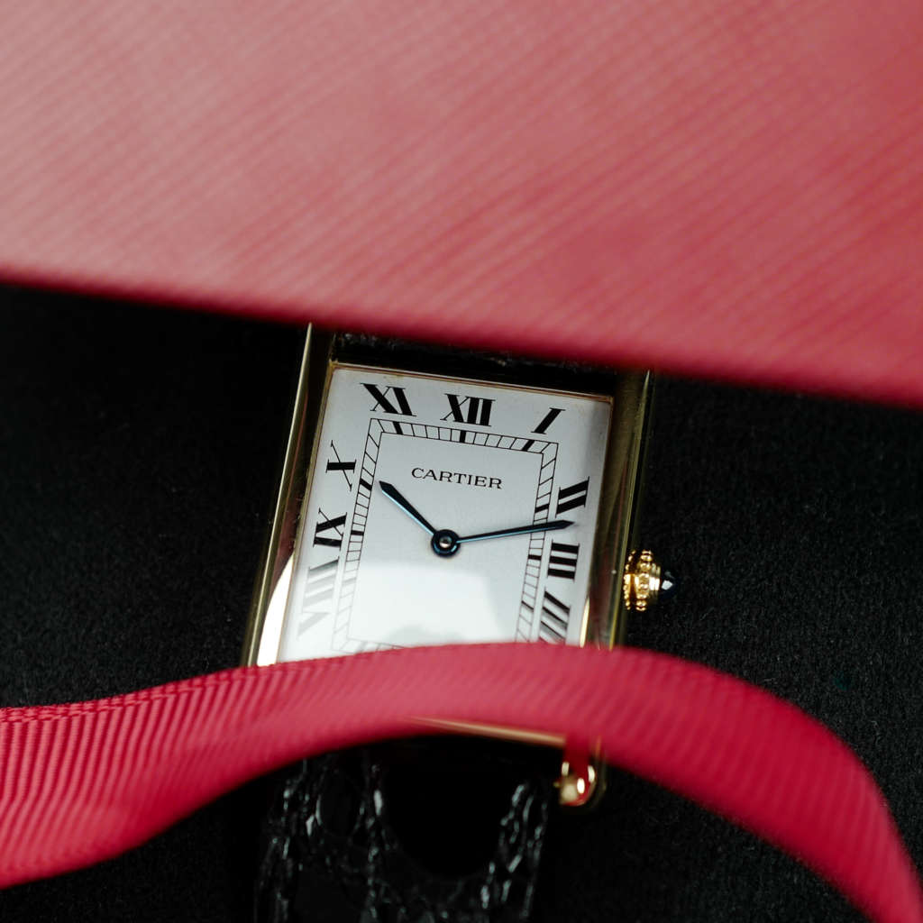 cafe-noir-marseille-montre-vintage-horloger-horlogerie-reparation-revision-cartier-tank-automatique-jumbo-or-massif-1970_17 cafe-noir-marseille-montre-vintage-horloger-horlogerie-reparation-revision-cartier-tank-automatique-jumbo-or-massif-1970