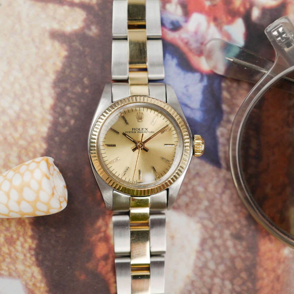 cafe-noir-marseille-montre-vintage-horloger-horlogerie-reparation-revision-rolex-oyster-perpetual-femme-6719-acier-or_2 cafe-noir-marseille-montre-vintage-horloger-horlogerie-reparation-revision-rolex-oyster-perpetual-femme-6719-acier-or