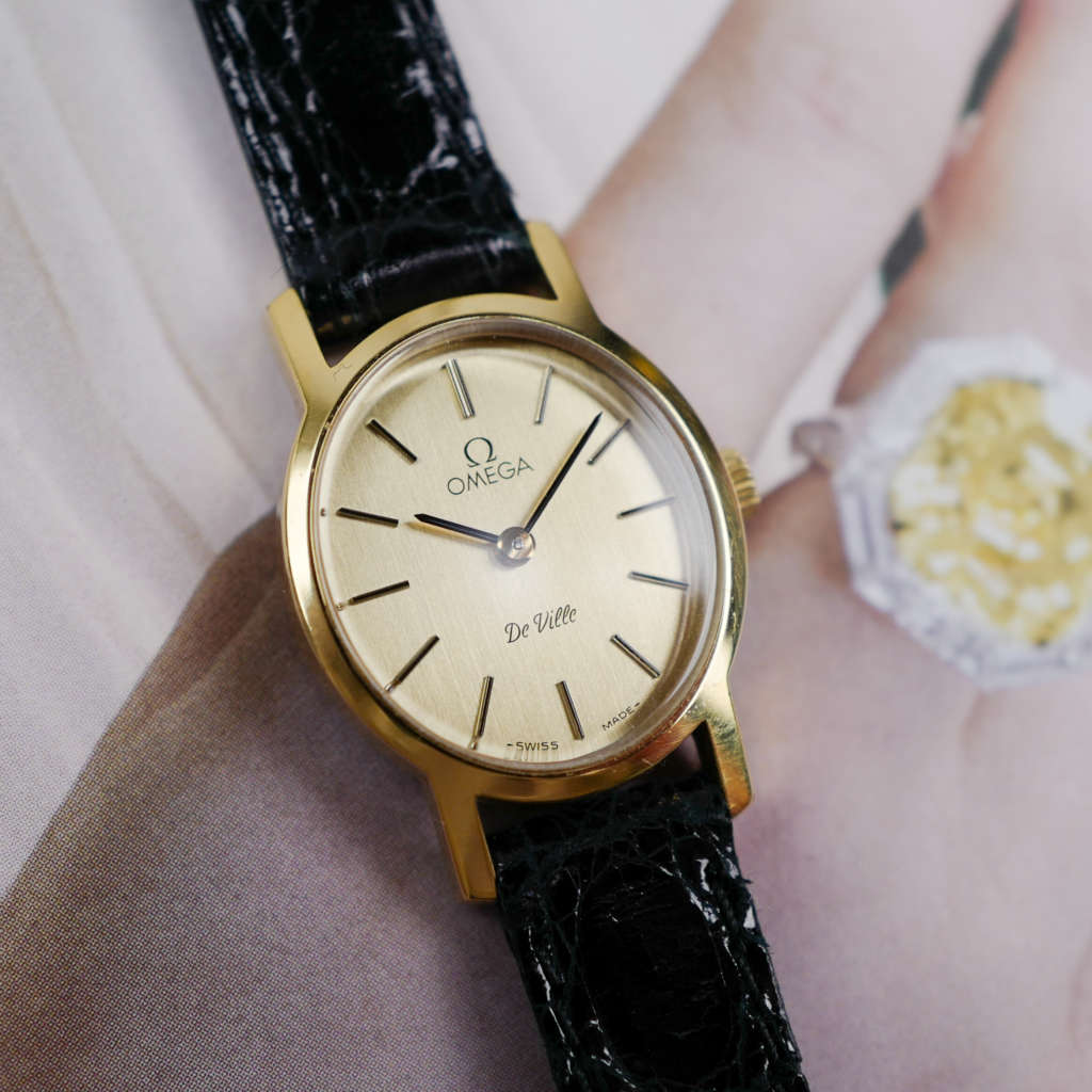 cafe-noir-montres-horloger-marseille-omega-mini-ellipse-doree-mecanique-1989_3 cafe-noir-montres-horloger-marseille-omega-mini-ellipse-doree-mecanique-1989