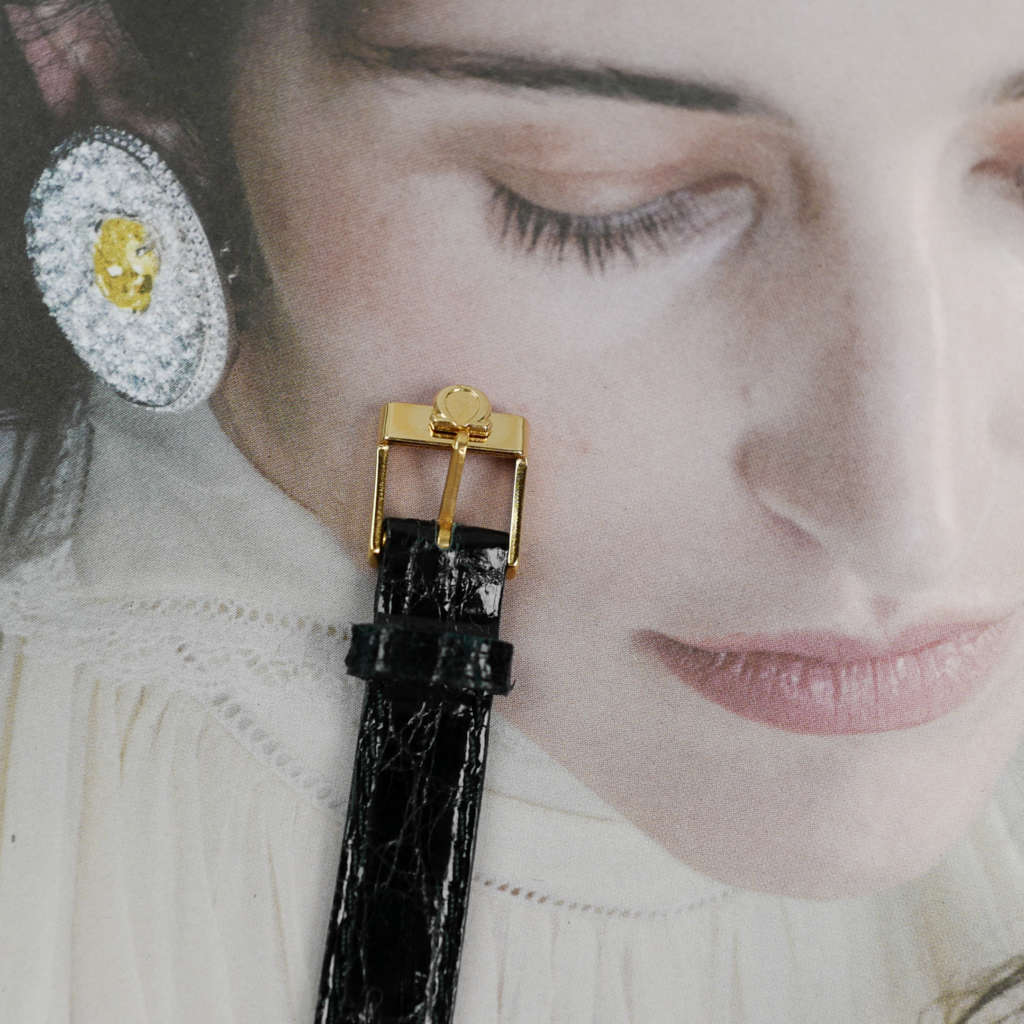 cafe-noir-montres-horloger-marseille-omega-mini-ellipse-doree-mecanique-1989_7 cafe-noir-montres-horloger-marseille-omega-mini-ellipse-doree-mecanique-1989