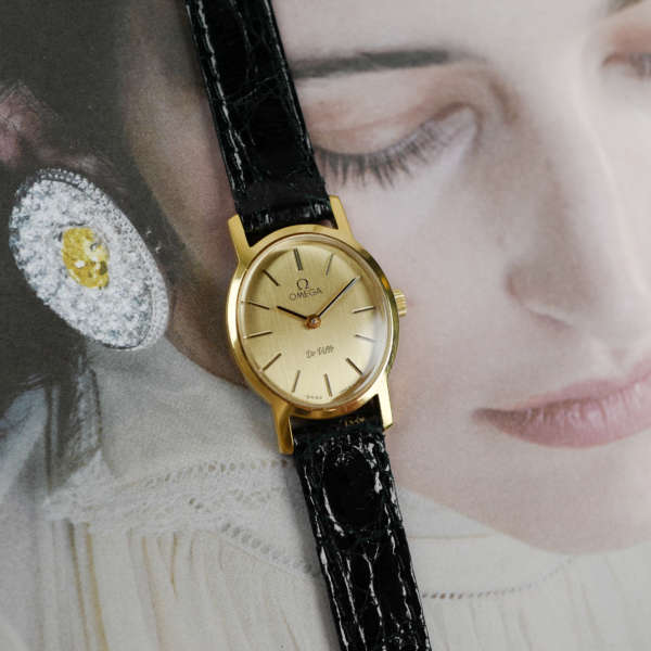 cafe-noir-montres-horloger-marseille-omega-mini-ellipse-doree-mecanique-1989