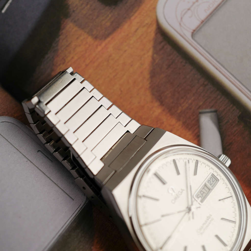 cafe-noir-montres-marseille-horloger-omega-seamaster-vintage-1973-automatique-integré-day-date