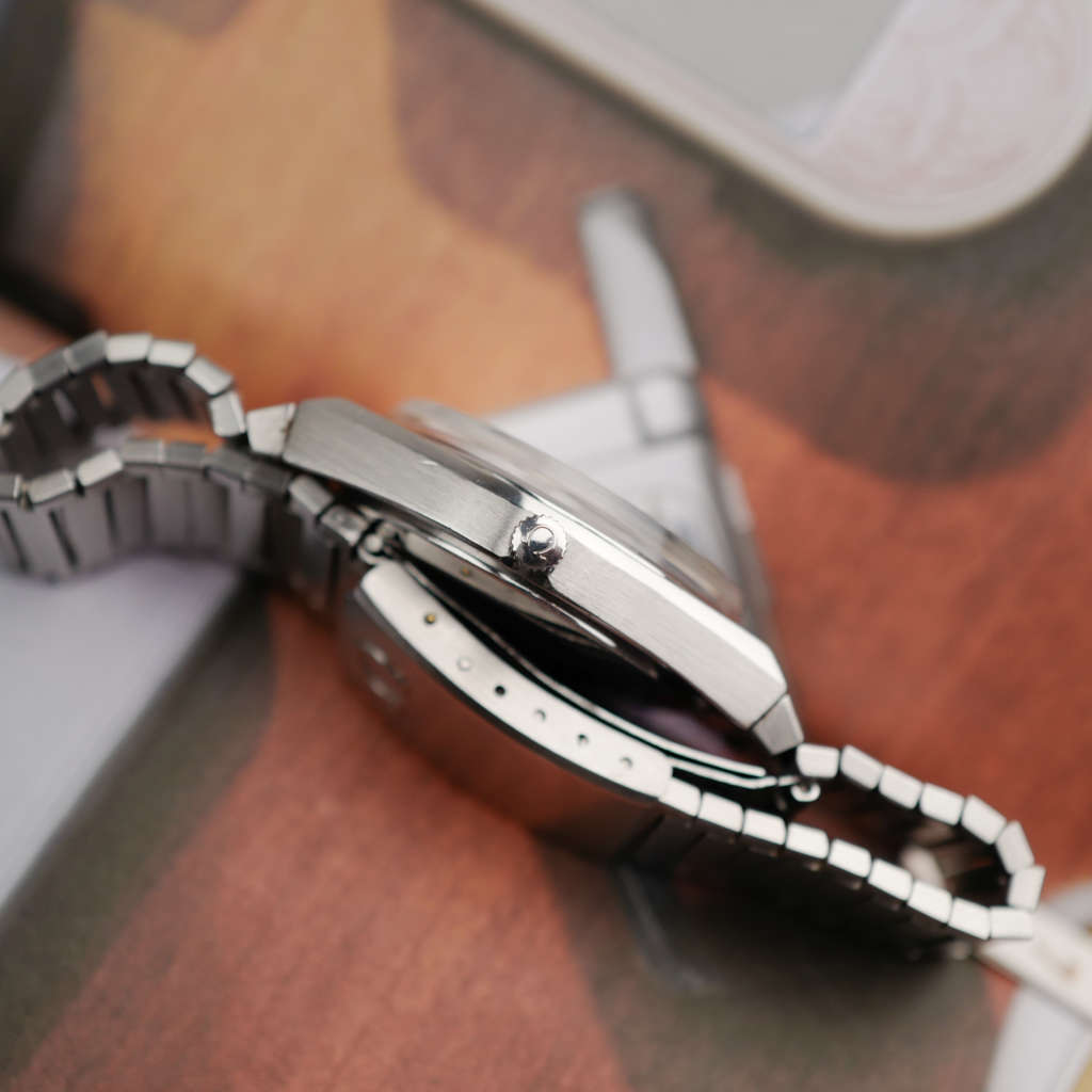 cafe-noir-montres-marseille-horloger-omega-seamaster-vintage-1973-automatique-integré-day-date