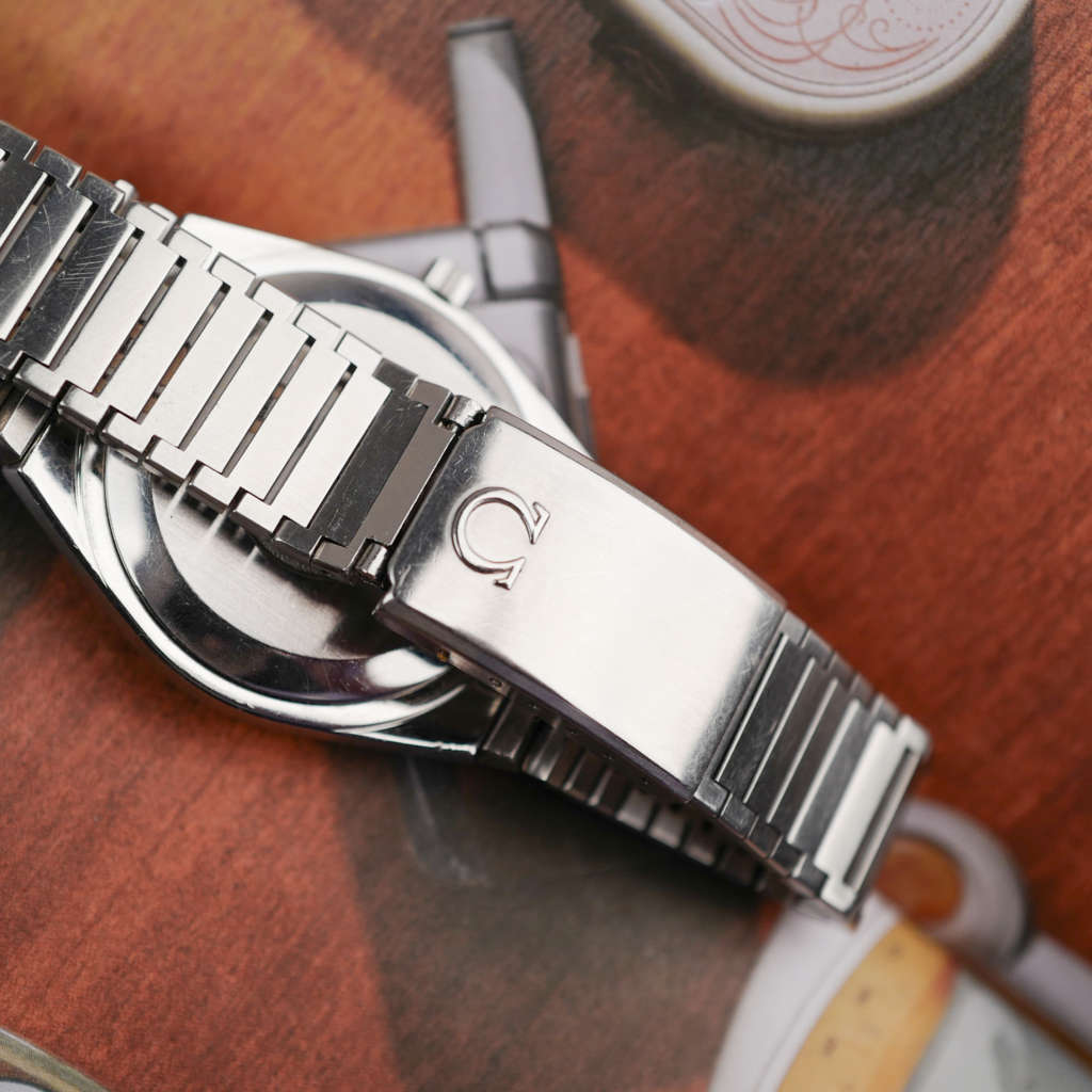 cafe-noir-montres-marseille-horloger-omega-seamaster-vintage-1973-automatique-integré-day-date