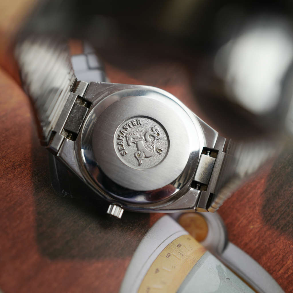 cafe-noir-montres-marseille-horloger-omega-seamaster-vintage-1973-automatique-integré-day-date