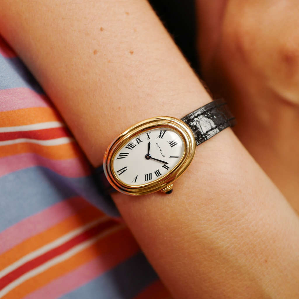 cafe-noir-les-montres-cartier-baignoire-double-rang-mecanique-paris-1980