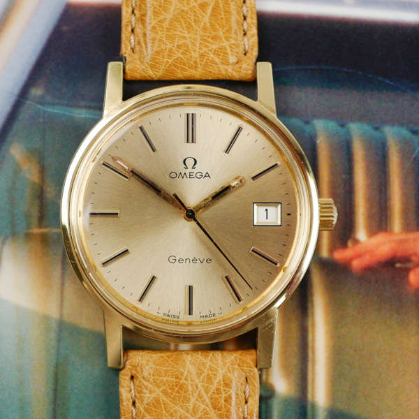 cafe-noir-les-montres-omega-geneve-doree-vintage-1975