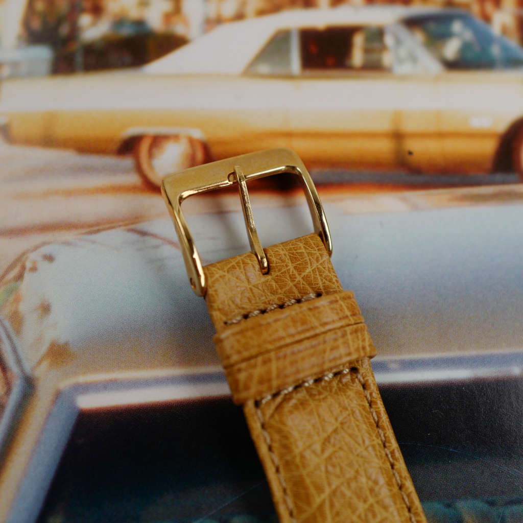 cafe-noir-les-montres-omega-geneve-doree-vintage-1975_7