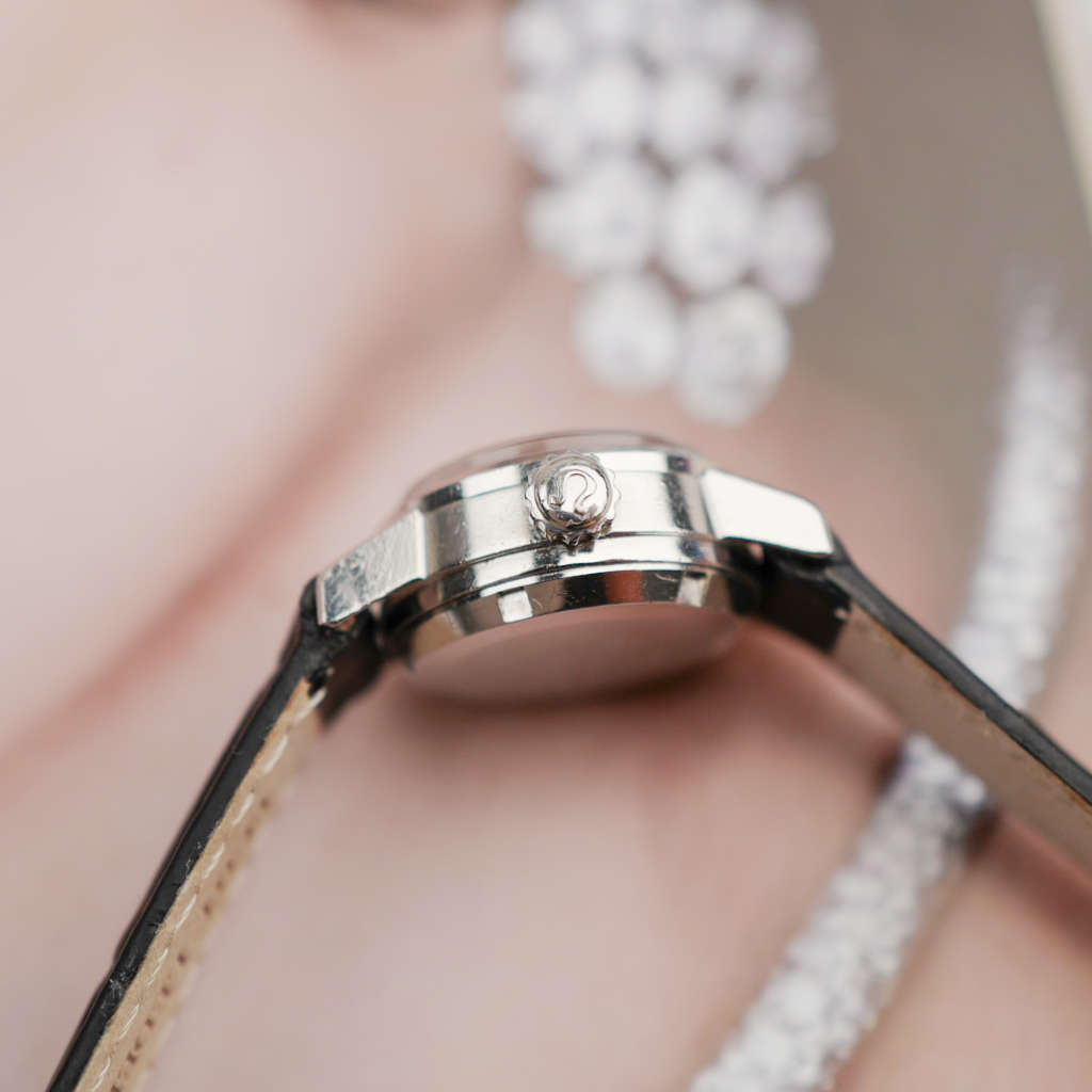 cafe noir les montres vintage omega-ladymatic-mini-automatique-acier-femme-vintage-1971-papiers