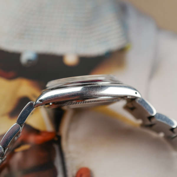 cafe-noir-montres-aix-horloger-rolex-oyster-34-perpetual-date-1500-tropical-tritium-patine-vintage-1969