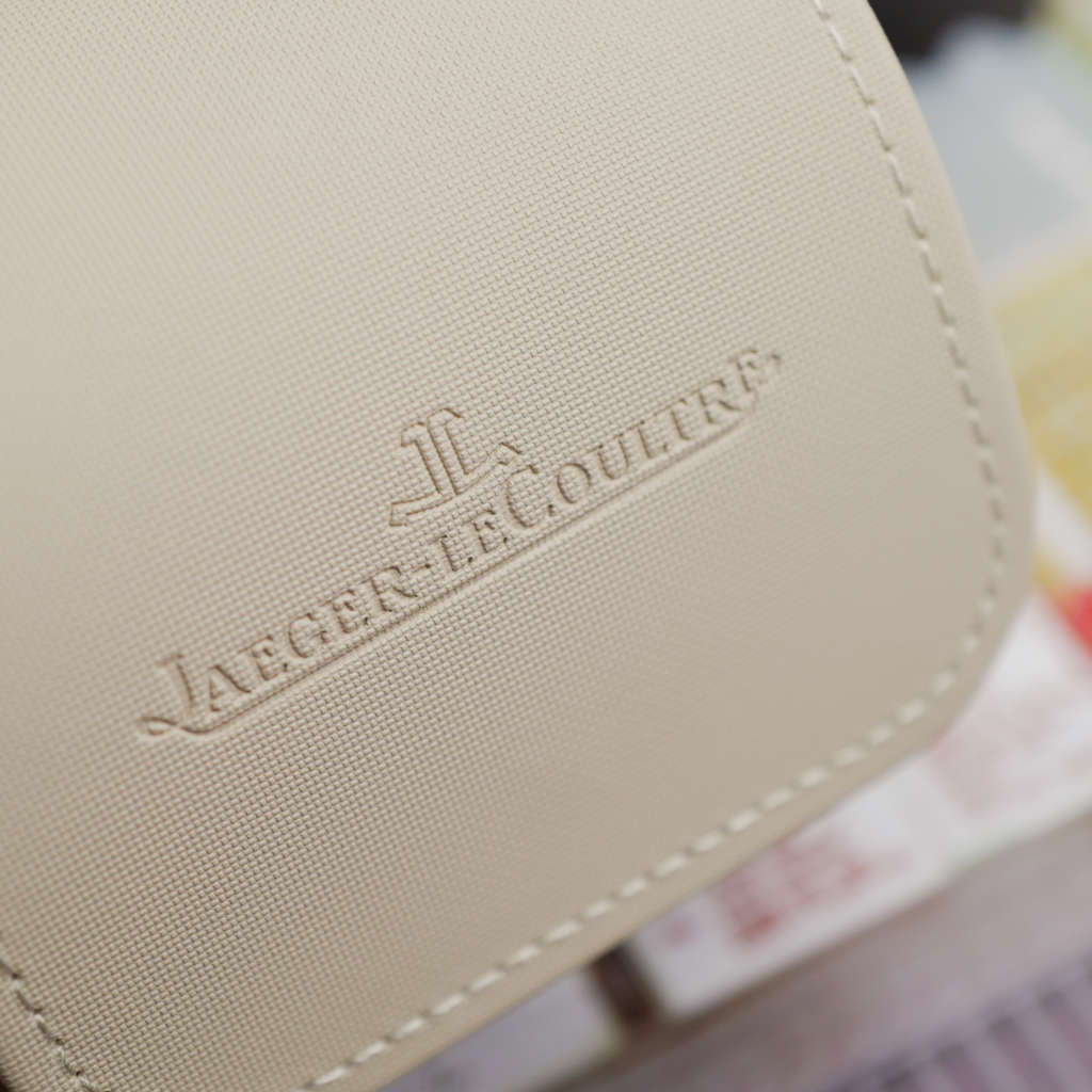 cafe noir montres horloger marseille jaeger-reverso-18k-or-jaune-vintage-1990_11 cafe noir montres horloger marseille jaeger-reverso-18k-or-jaune-vintage-1990