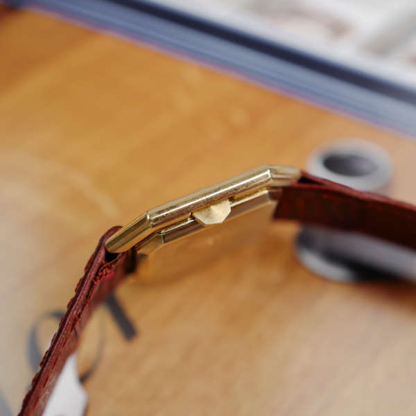 cafe-noir-montres-vintage-horloger-rachat-marseille-aix-cartier-ceinture-cadran-paris-or-jaune-vintage-annees-1960-grande