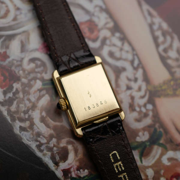 cafe-noir-montres-vintage-horloger-rachat-marseille-aix- jaeger-femme-or-diamant-montre-cocktail-vintage