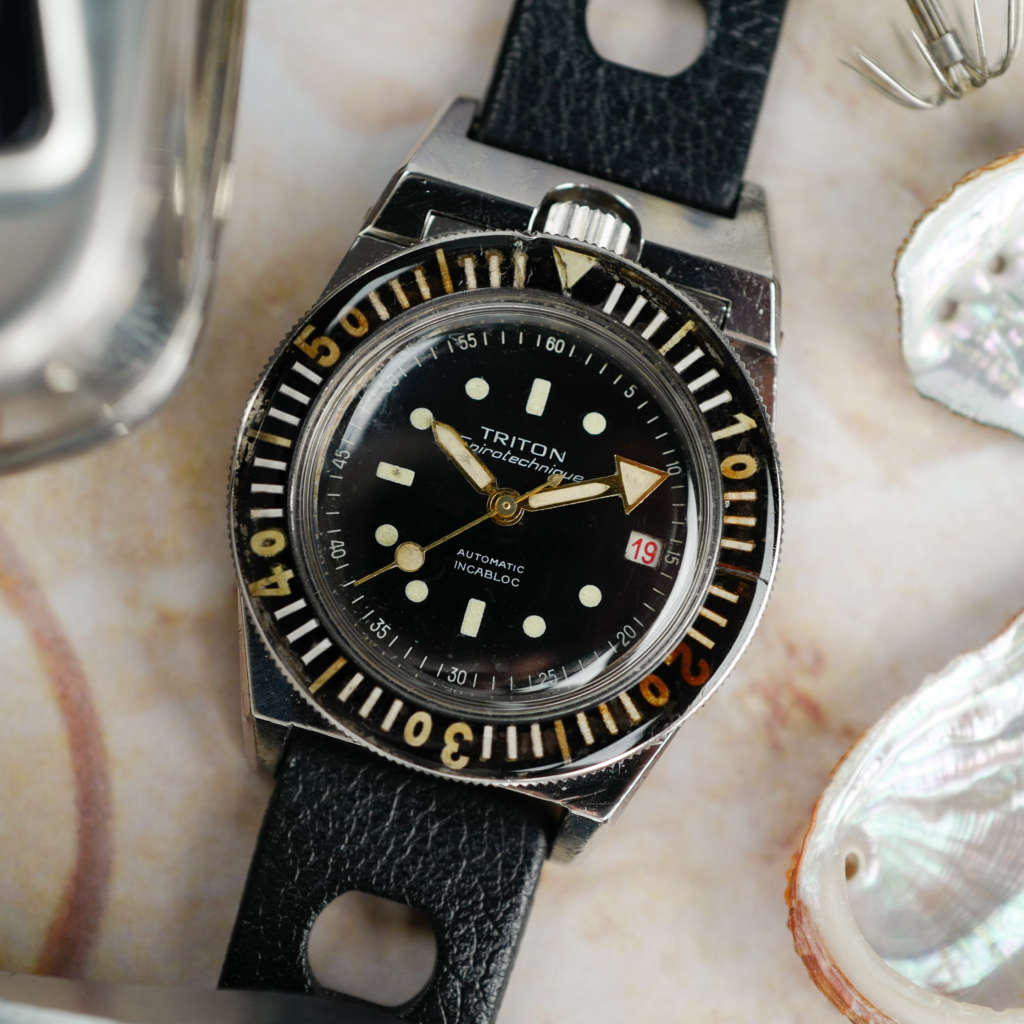 cafe-noir-montres-vintage-horloger-rachat-marseille-aix-triton-spirotechnique-plongeuse-cousteau-annees-1960