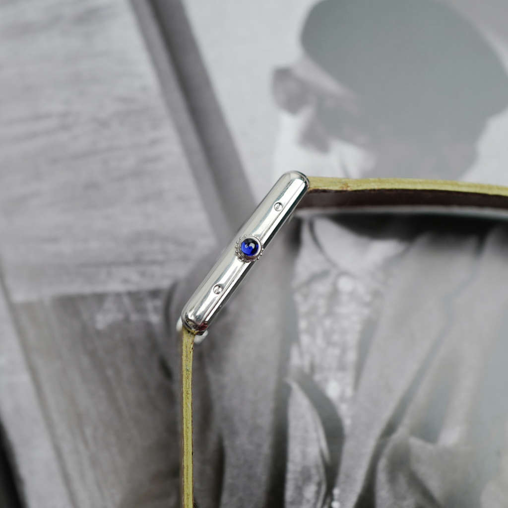 cartier-tank-must-de-cartier-gm-boitier-argent-vintage-annees-1980