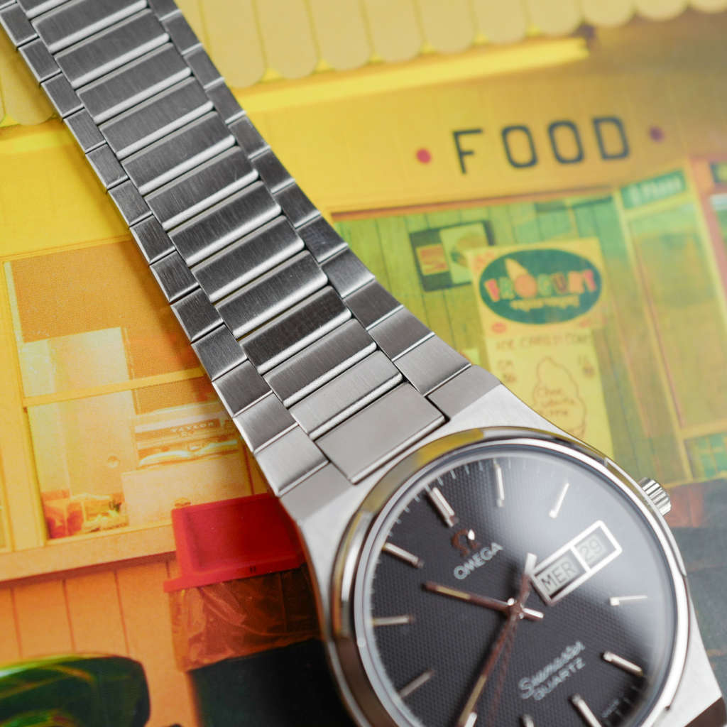 omega-seamaster-day-date-quartz-neuve-de-stock-vintage-1970_4 omega-seamaster-day-date-quartz-neuve-de-stock-vintage-1970_2