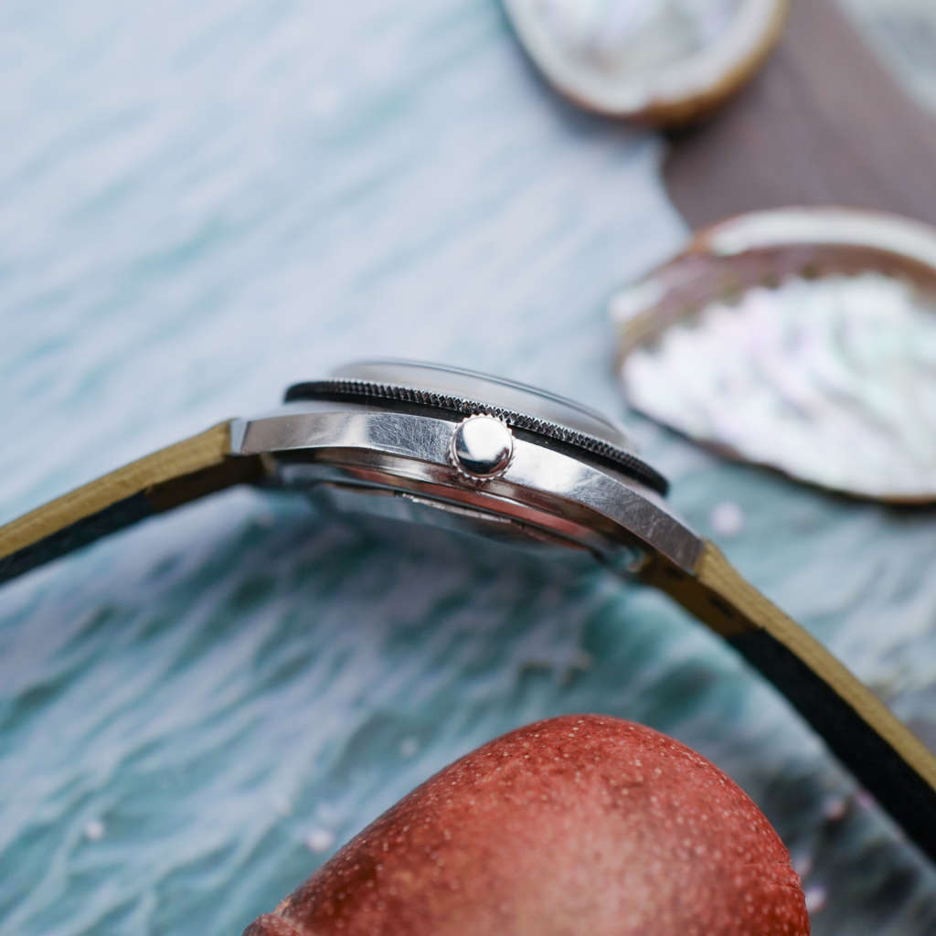 cafe-noir-montres-acaht-vente-marseille-monvis-mido-skin-diver-decompression-vintage-1960_8 cafe-noir-montres-acaht-vente-marseille-monvis-mido-skin-diver-decompression-vintage-1960