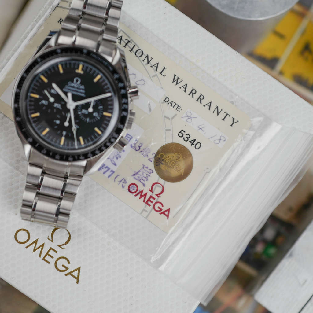 cafe-noir-montres-acaht-vente-marseille-omega-speedmaster-professional-tritium-full-set-ref-3590-50-00-vintage-1996