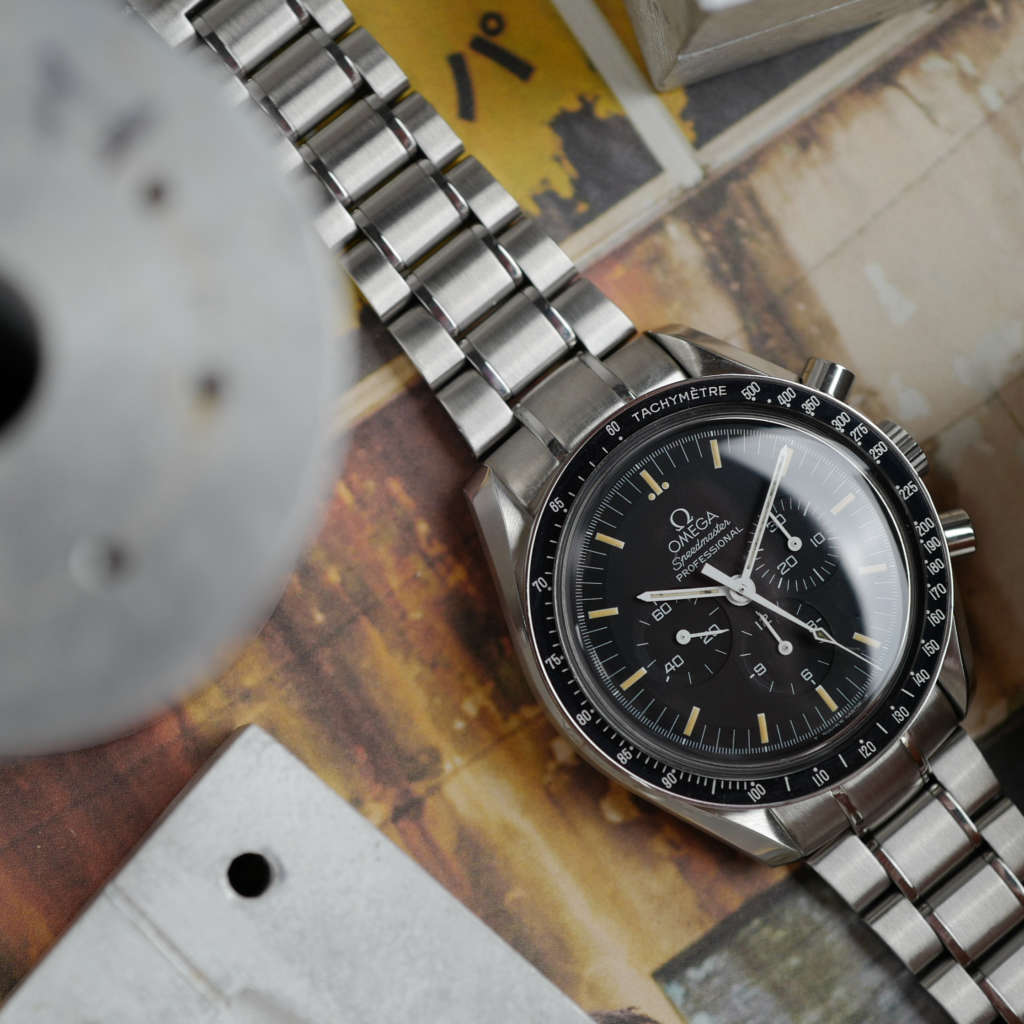 cafe-noir-montres-acaht-vente-marseille-omega-speedmaster-professional-tritium-full-set-ref-3590-50-00-vintage-1996