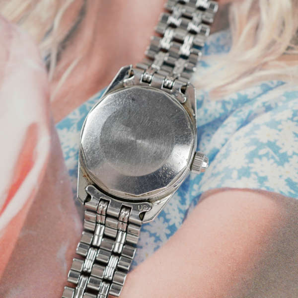 cafe-noir-montres-achat-vente-marseille-universal-geneve-mini-polerouter-lady-genta-825603-vintage-1960