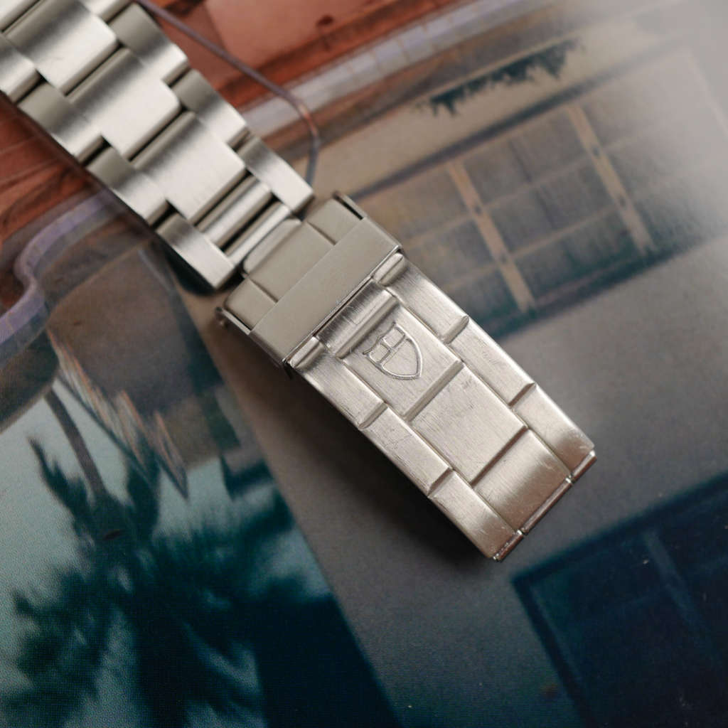 cafe-noir-montre-horloger-tudor-submariner-date-ref-79190-vintage-1995-box-papers