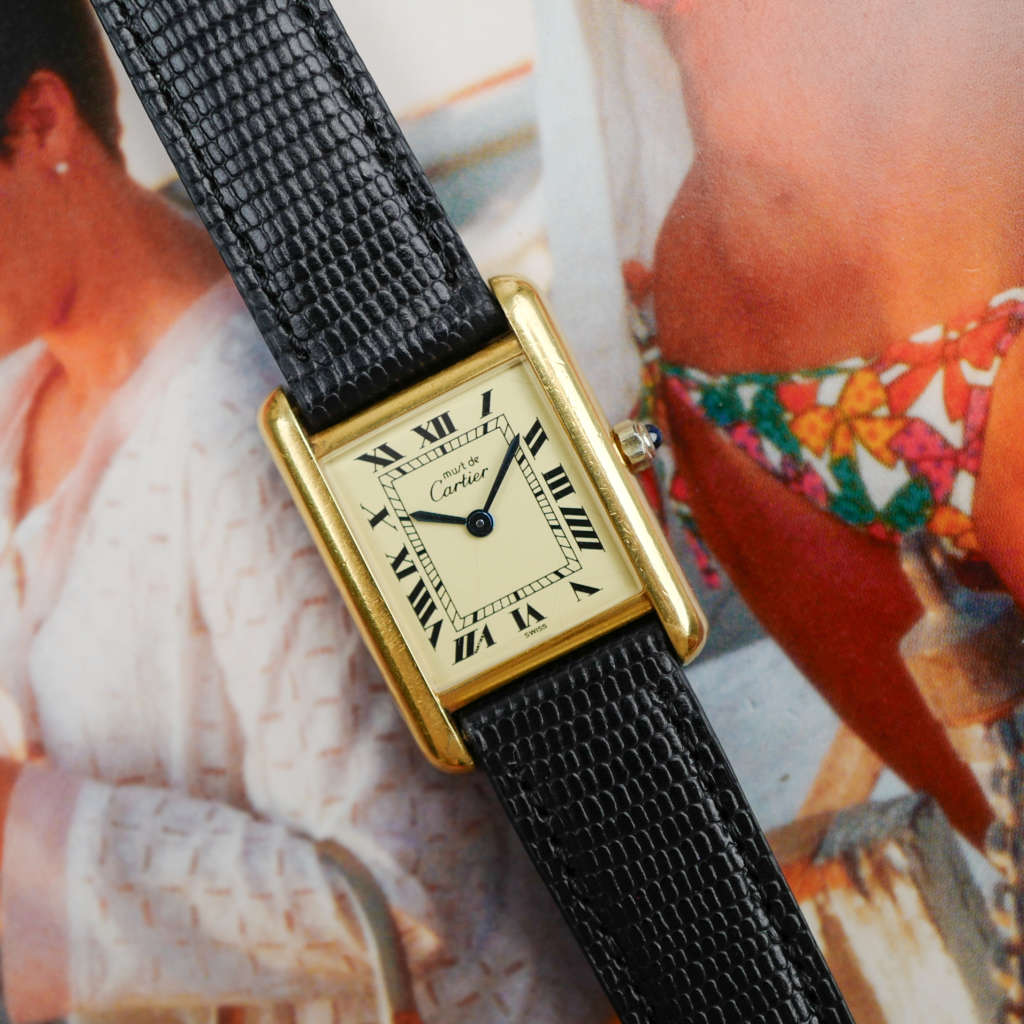 cafe noir montres horloger marseille cartier tank must mécanique pour femme vermeil petit modèle or chiffres romains bracelet vert
