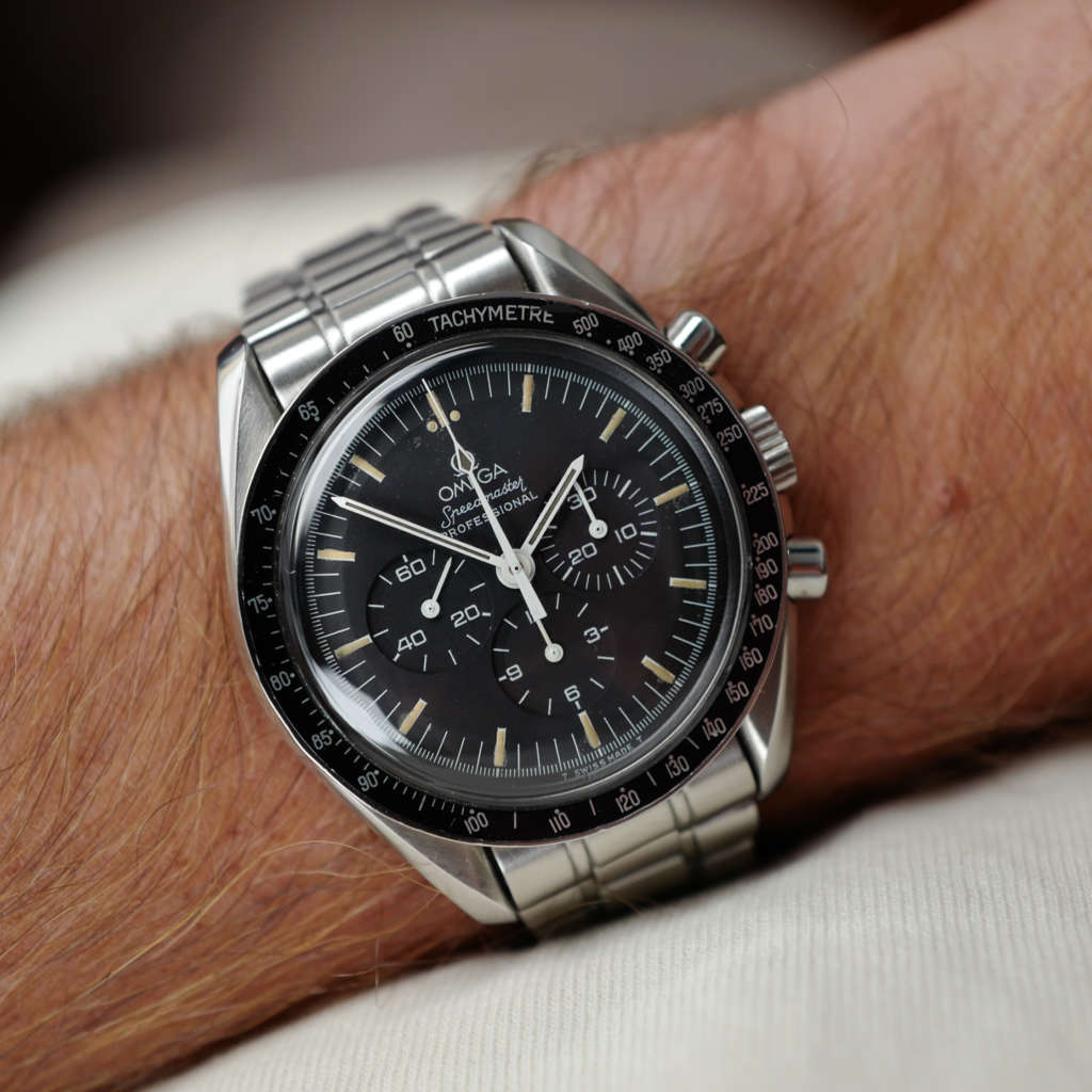 cafe-noir-montres-vintage-marseille-aix-horloger-omega-speedmaster-professional-tritium-full-set-ref-ST-145-022-vintage-1989-20-anniversaire-apollo-IX-9