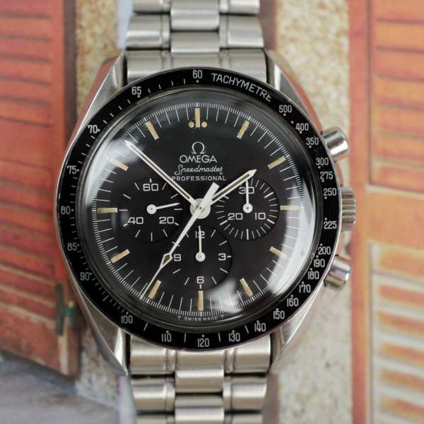 cafe-noir-montres-vintage-marseille-aix-horloger-omega-speedmaster-professional-tritium-full-set-ref-ST-145-022-vintage-1989-20-anniversaire-apollo-IX-9