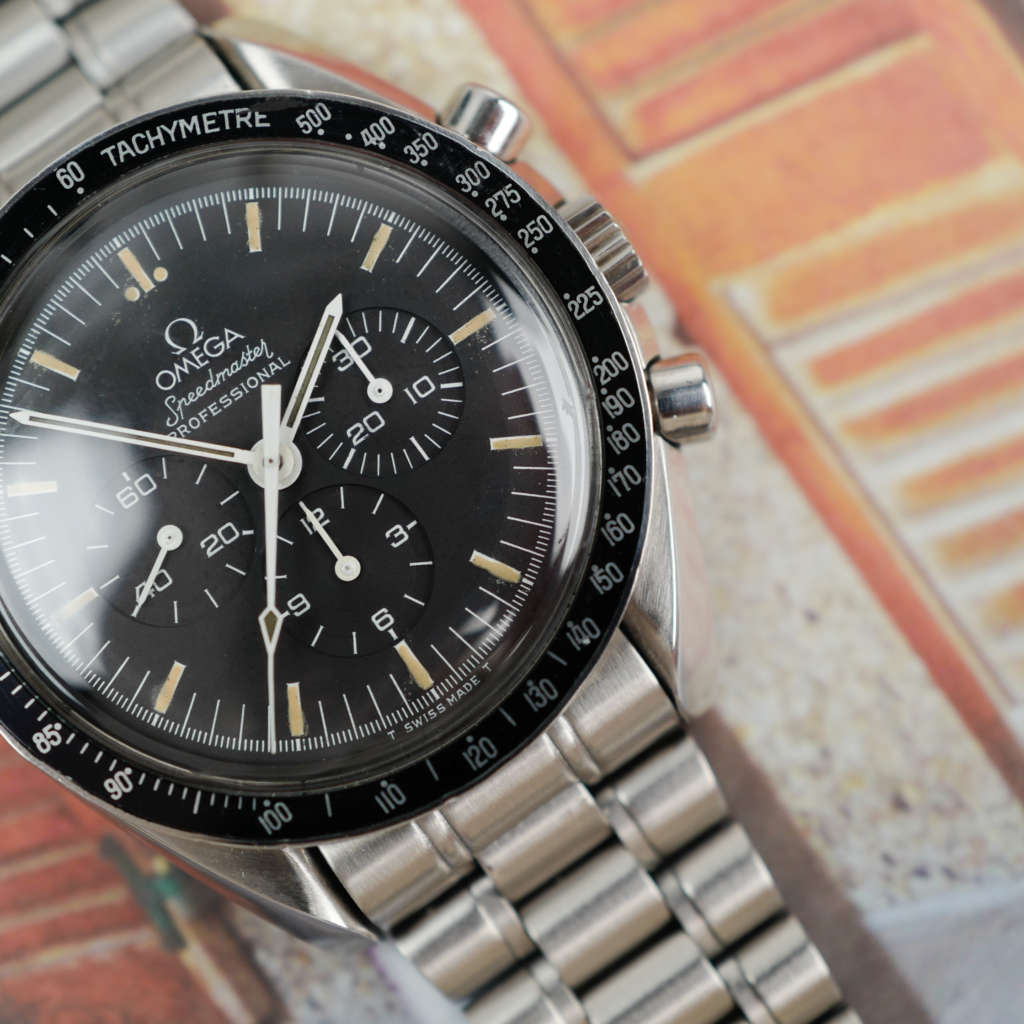 cafe-noir-montres-vintage-marseille-aix-horloger-omega-speedmaster-professional-tritium-full-set-ref-ST-145-022-vintage-1989-20-anniversaire-apollo-IX-9