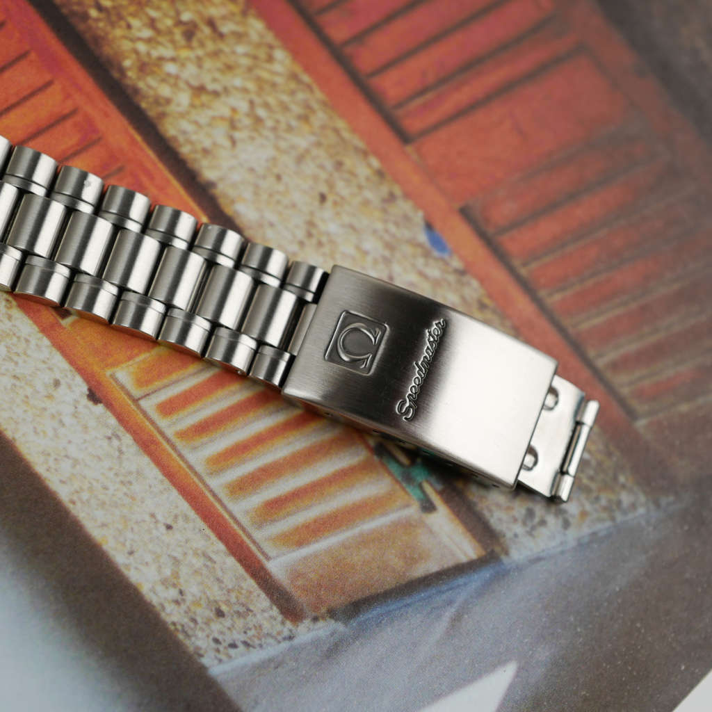 cafe-noir-montres-vintage-marseille-aix-horloger-omega-speedmaster-professional-tritium-full-set-ref-ST-145-022-vintage-1989-20-anniversaire-apollo-IX-9