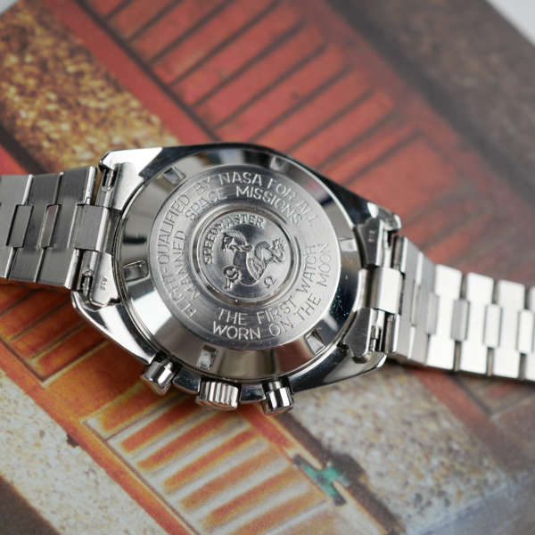 cafe-noir-montres-vintage-marseille-aix-horloger-omega-speedmaster-professional-tritium-full-set-ref-ST-145-022-vintage-1989-20-anniversaire-apollo-IX-9