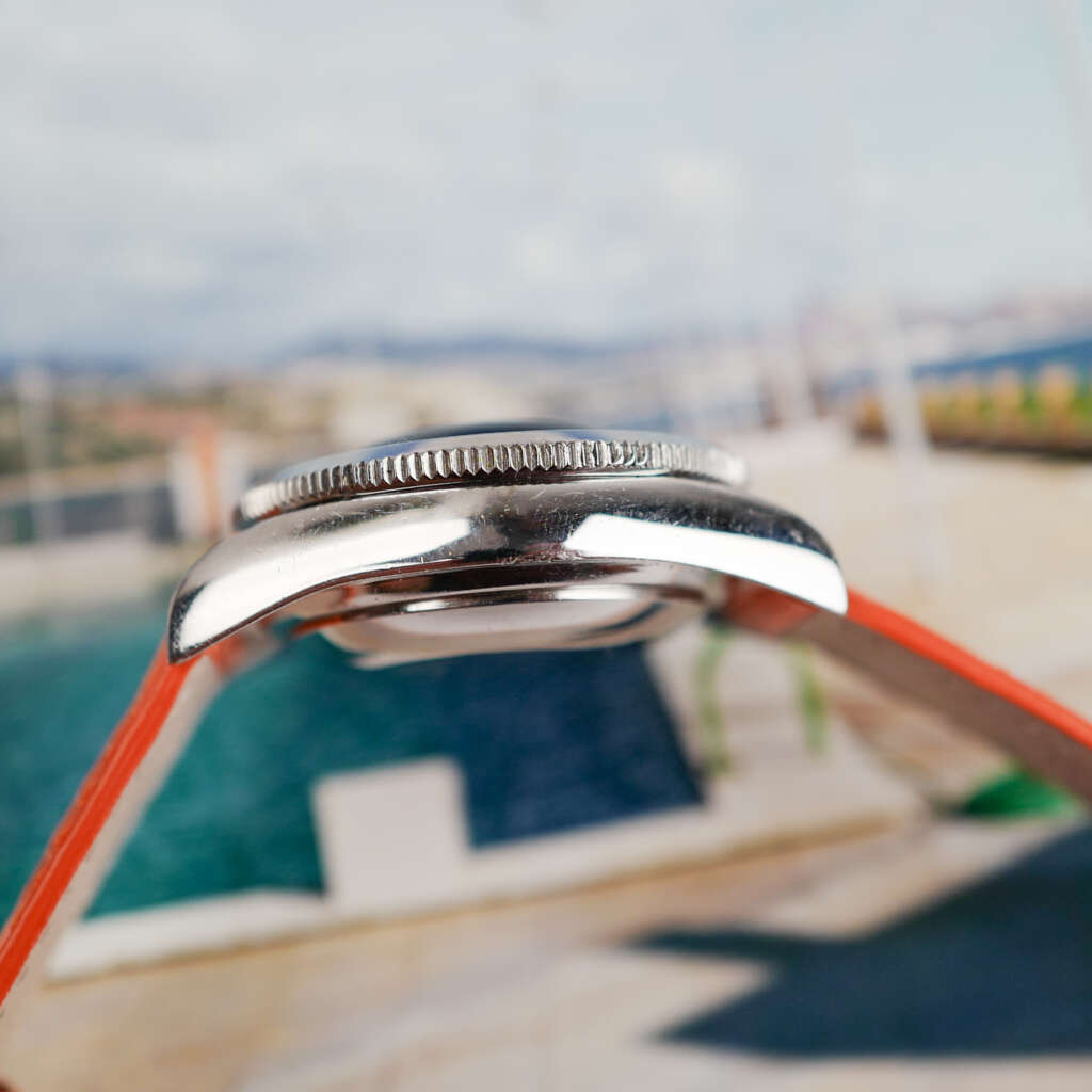 cafe-noir-montres-valorus-caribbean-1000m-mini-submariner-junior-femme-vintage-1980