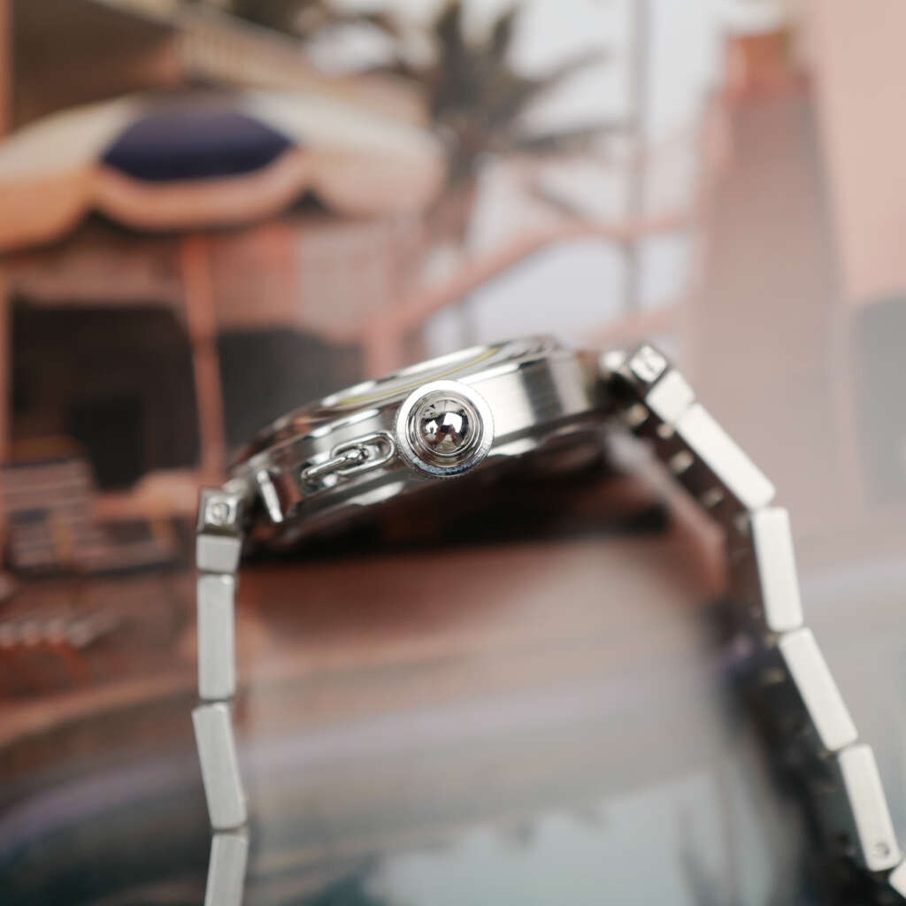 cafe-noir-montres-vintage-cartier-pasha-c-automatique-ref-2475-vintage-2000