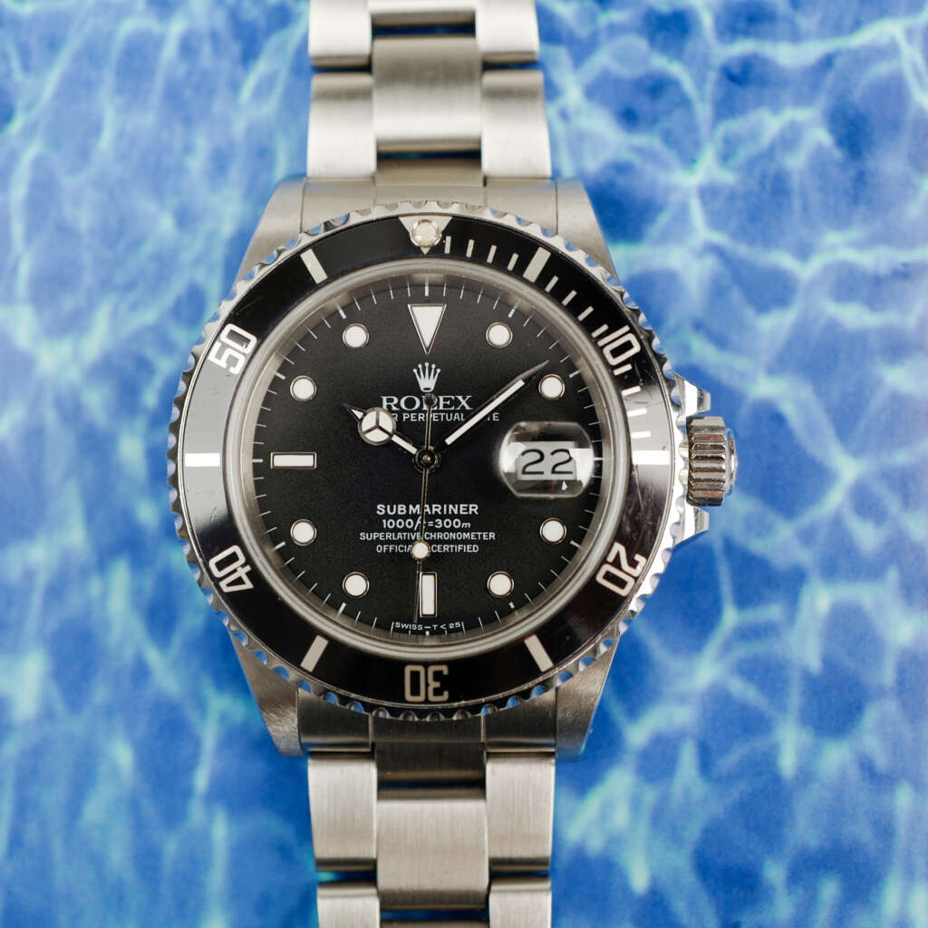 cafe-noir-montres-vintage-marseille-aix-horlorger-rolex-submariner-168000-triple-000-modele-de-transition-vintage-1986