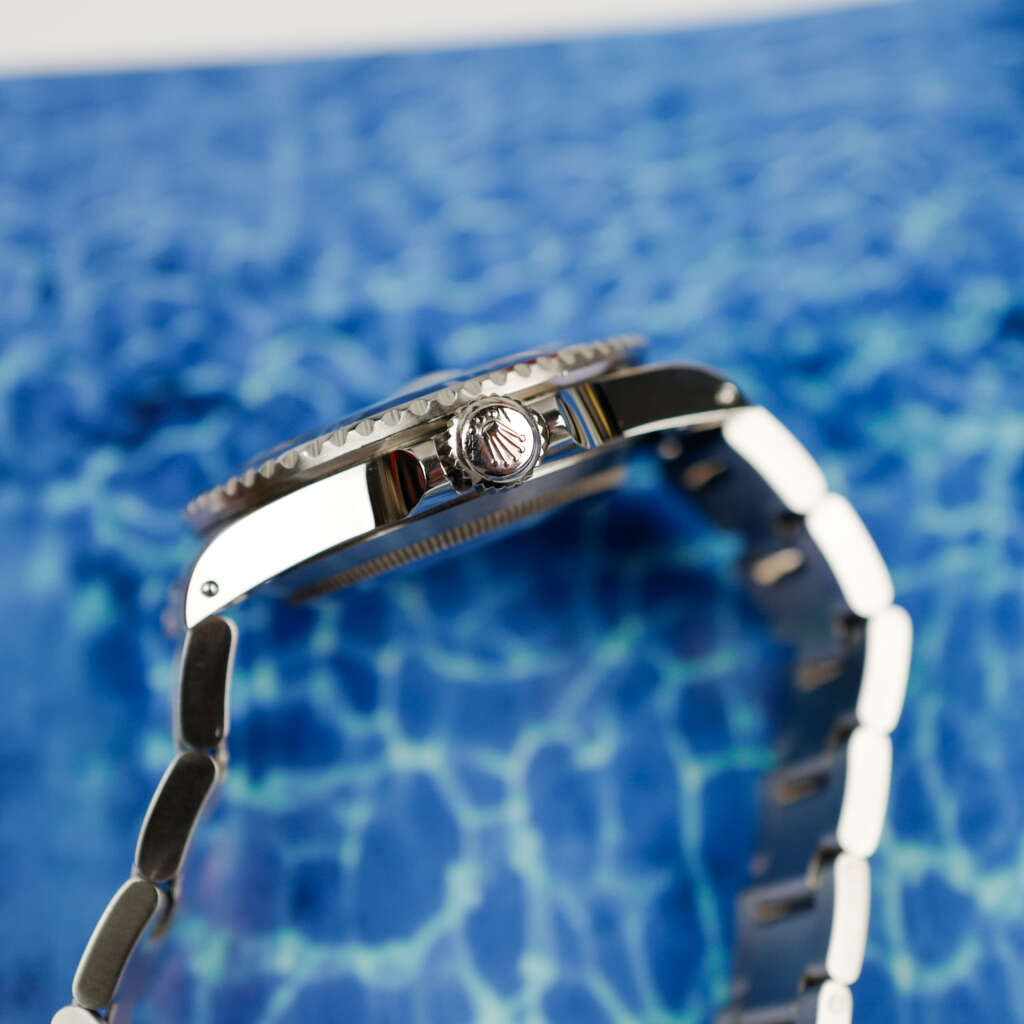 cafe-noir-montres-vintage-marseille-aix-horlorger-rolex-submariner-168000-triple-000-modele-de-transition-vintage-1986