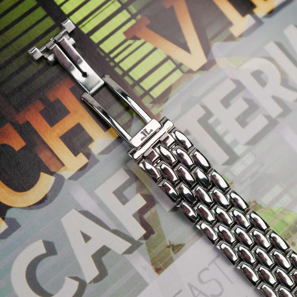 jaeger-lecoultre-reverso-mini-pour-femme-en-acier-bracelet-vintage-260-8-08