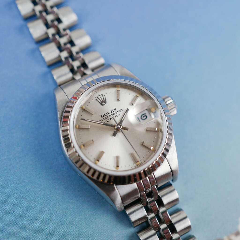 rolex-oyster-perpetual-date-femme-ref-69174-mini-26-mm-annee-1987