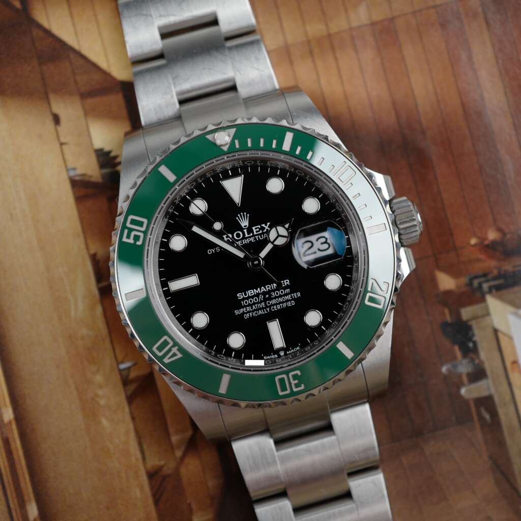 rolex-submariner-date-verte-ref-126610LV-starbucks-full-set-2022